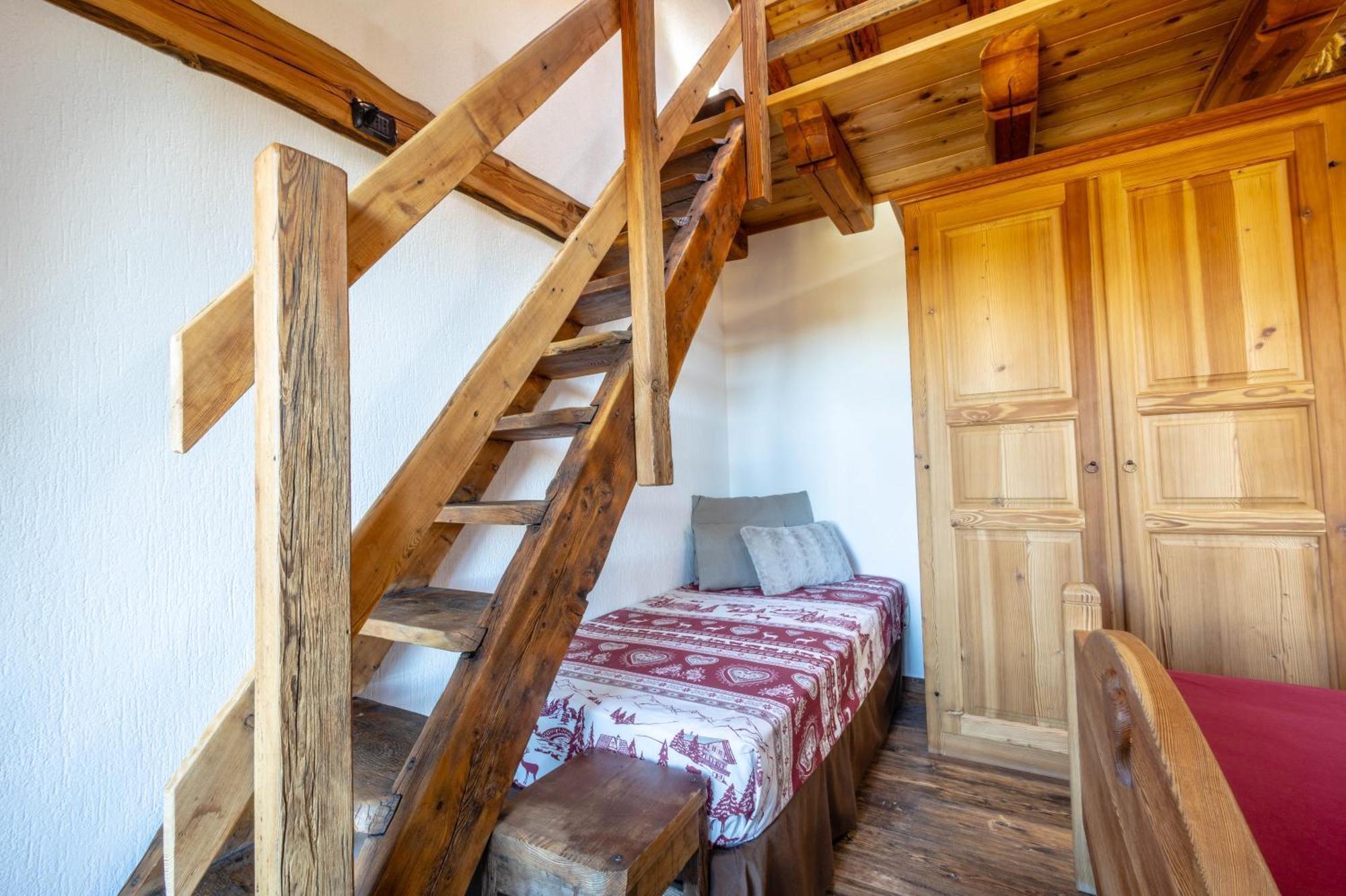 Le Coin Des Melezes - Nature & Trek - Camere In Baita Di Montagna Brusson Dış mekan fotoğraf