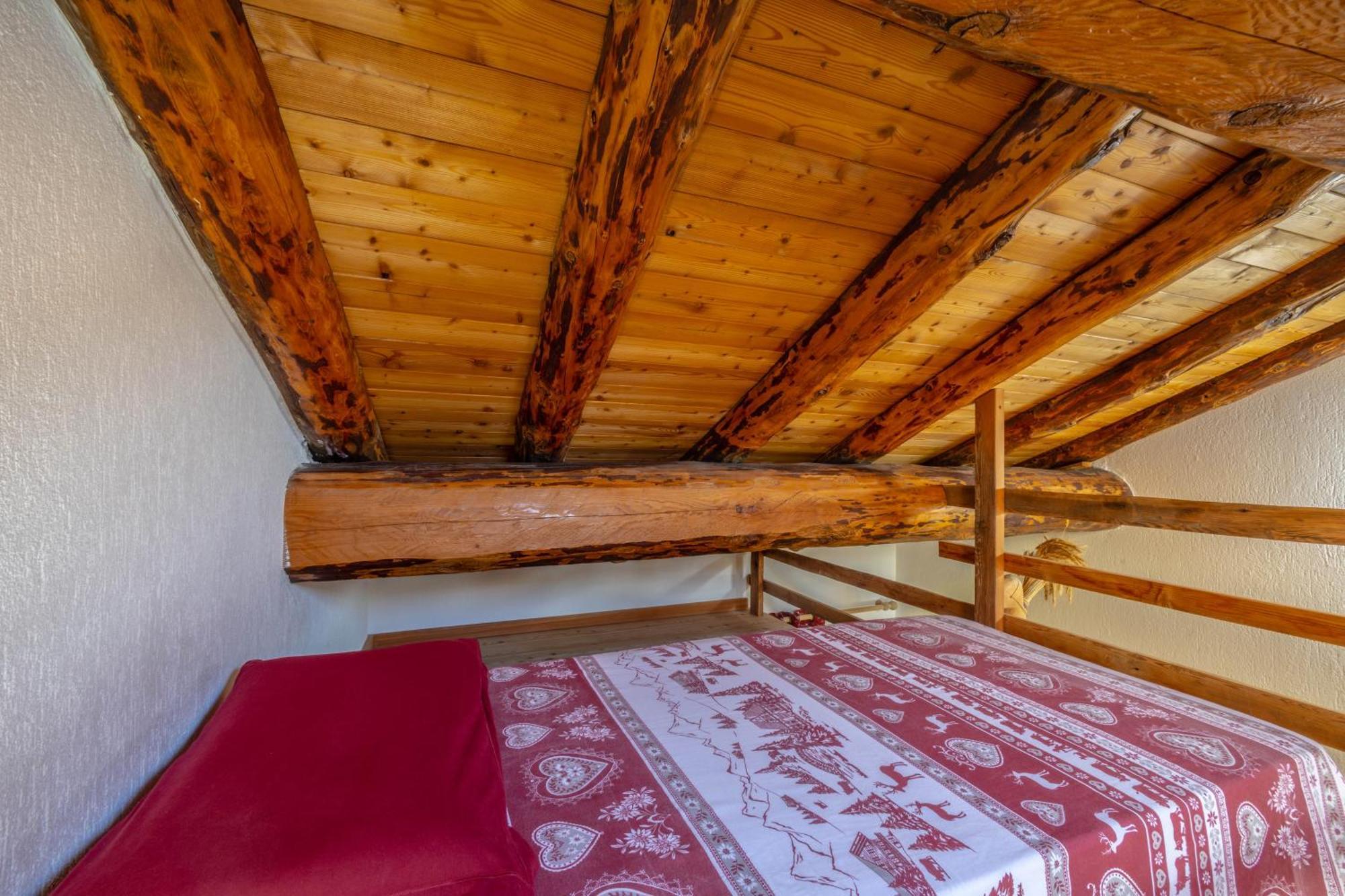 Le Coin Des Melezes - Nature & Trek - Camere In Baita Di Montagna Brusson Dış mekan fotoğraf